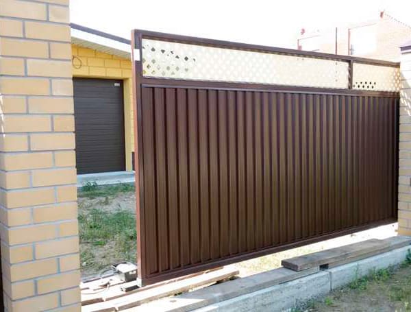Эстетика и Надежность: Ворота Grand Line для Вашего Дома в Евпатории от 37386 руб